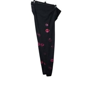 Victoria's Secret-Victoria Sport- Black Leggings with Pink Lips XL